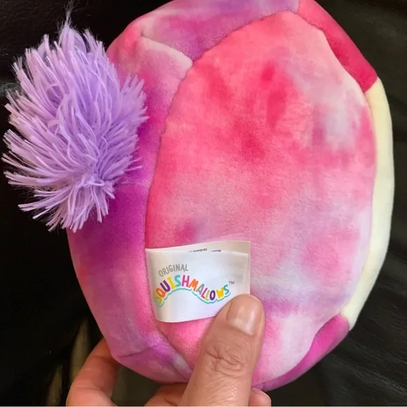 Squishmallows Lola Treat Pail - Picture 5 of 5